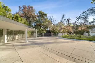 17528 Jayden Ln, Encino, CA 91316 - Photo 11
