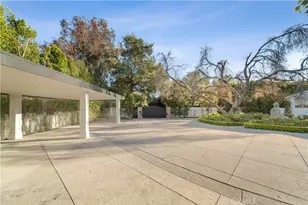 17528 Jayden Ln, Encino, CA 91316 - Photo 11