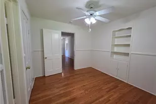 14954 Wyandotte St, Van Nuys, CA 91405 - Photo 29