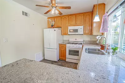 25349 Via Telino, Valencia, CA 91355 - Photo 31