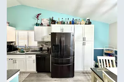 1308 W Avenue H8, Lancaster, CA 93534 - Photo 3