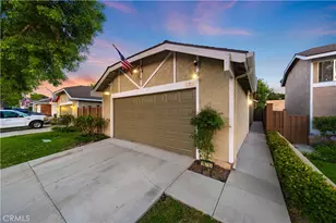 16710 Shinedale Dr, Canyon Country, CA 91387 - Photo 5