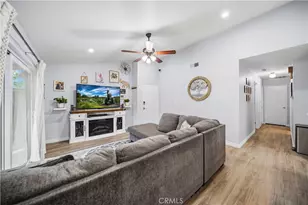 16710 Shinedale Dr, Canyon Country, CA 91387 - Photo 17