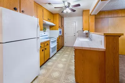 23328 Bassett Street, West Hills, CA 91307 - Photo 11
