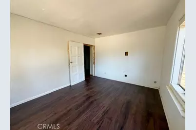 15741 Wyandotte Street, Van Nuys, CA 91406 - Photo 5
