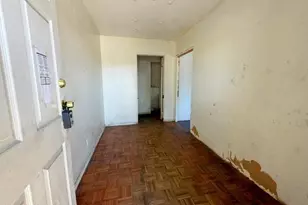 15741 Wyandotte St, Van Nuys, CA 91406 - Photo 3