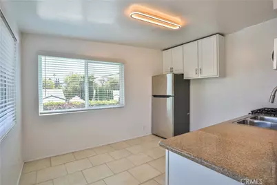 6944 Coldwater Canyon Avenue, North Hollywood, CA 91605 - Photo 17