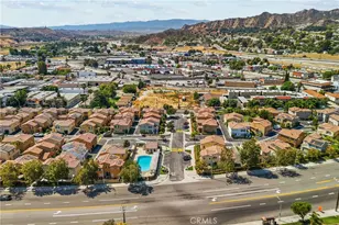 31774 Calle del Cielo, Castaic, CA 91384 - Photo 33