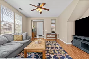 31774 Calle del Cielo, Castaic, CA 91384 - Photo 7