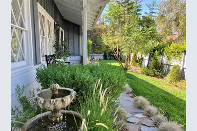 21646 Dumetz, Woodland Hills, CA 91364 - Photo 7
