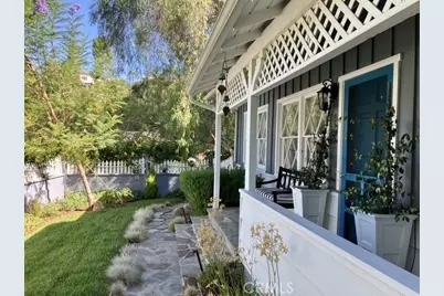 21646 Dumetz, Woodland Hills, CA 91364 - Photo 3