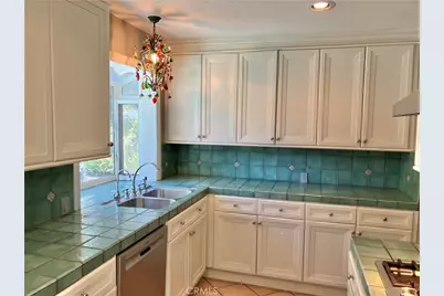 21646 Dumetz, Woodland Hills, CA 91364 - Photo 19