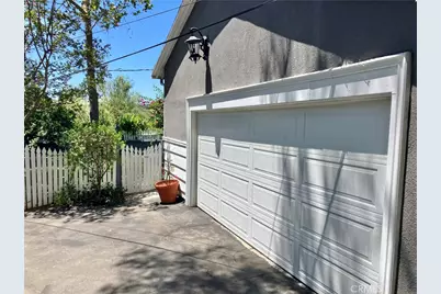 21646 Dumetz, Woodland Hills, CA 91364 - Photo 45