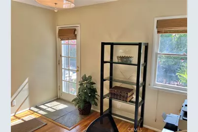 21646 Dumetz, Woodland Hills, CA 91364 - Photo 27