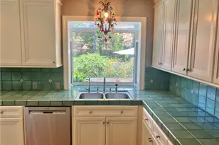 21646 Dumetz, Woodland Hills, CA 91364 - Photo 17