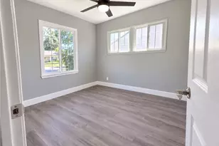 17001 Cantara, Lake Balboa, CA 91406 - Photo 17