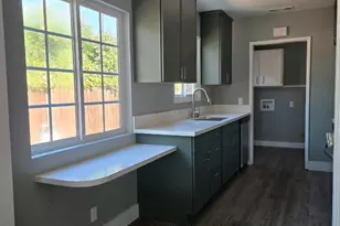 17001 Cantara, Lake Balboa, CA 91406 - Photo 3