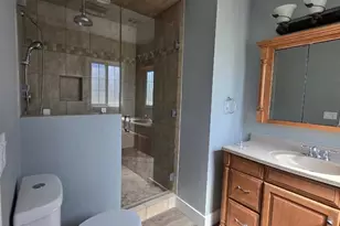 17001 Cantara, Lake Balboa, CA 91406 - Photo 15