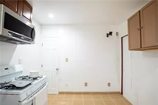 12821 Osborne, Pacoima, CA 91331 - Photo 15