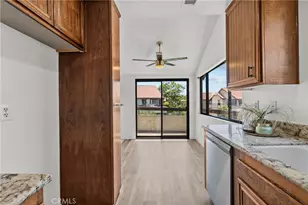 18161 Sundowner, Canyon Country, CA 91387 - Photo 15