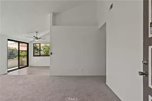 18161 Sundowner, Canyon Country, CA 91387 - Photo 3