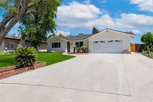 2924 Cedarwood, Bakersfield, CA 93309 - Photo 1