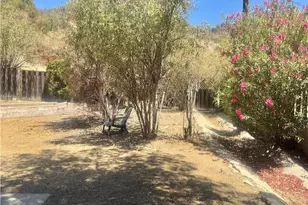 22465 Los Rogues, Saugus, CA 91350 - Photo 7