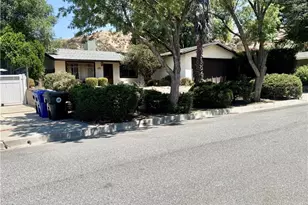 22465 Los Rogues, Saugus, CA 91350 - Photo 17
