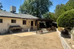 22465 Los Rogues, Saugus, CA 91350 - Photo 9