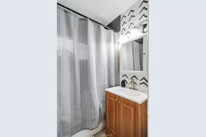 1050 W Avenue J6, Lancaster, CA 93534 - Photo 17