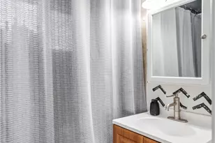 1050 W Ave J 6, Lancaster, CA 93534 - Photo 17