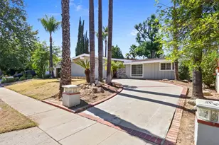 23119 Gainford St, Woodland Hills, CA 91364 - Photo 39
