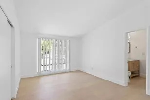 23119 Gainford St, Woodland Hills, CA 91364 - Photo 21