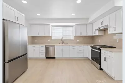 23119 Gainford Street, Woodland Hills, CA 91364 - Photo 9