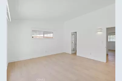 23119 Gainford Street, Woodland Hills, CA 91364 - Photo 13