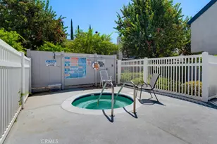 21901 Dupont St, Chatsworth, CA 91311 - Photo 27