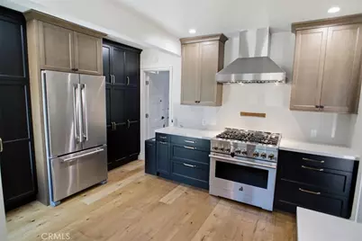 4435 Strohm, Toluca Lake, CA 91602 - Photo 13