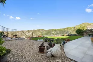 18619 Cedar Crest Dr, Canyon Country, CA 91387 - Photo 37