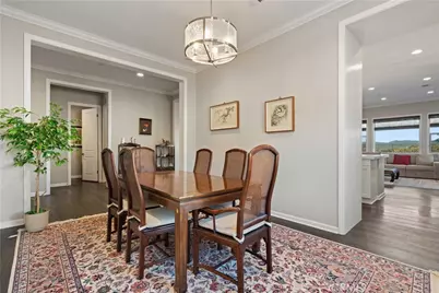 18619 Cedar Crest Drive, Canyon Country, CA 91387 - Photo 21