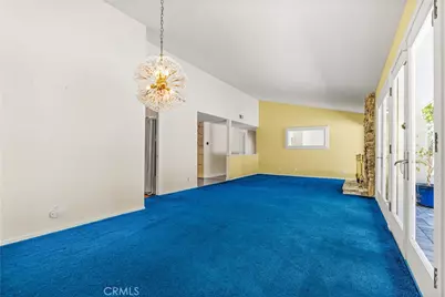 5300 Blanco Avenue, Woodland Hills, CA 91367 - Photo 13
