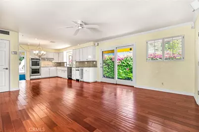 5300 Blanco Avenue, Woodland Hills, CA 91367 - Photo 21