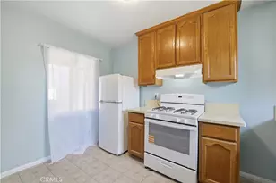 3452 Estrada, Los Angeles, CA 90023 - Photo 23