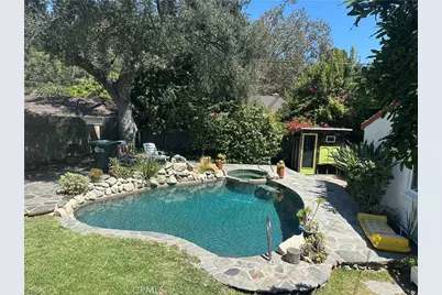 3230 Castera Avenue, Glendale, CA 91208 - Photo 13