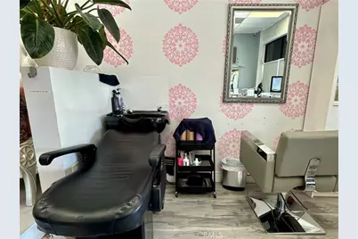 11840 Foothill Boulevard, Sylmar, CA 91342 - Photo 5