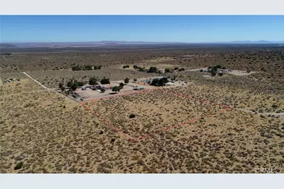 31500 227th Street East, Llano, CA 93544 - Photo 3
