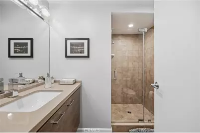 7135 Hollywood Boulevard #405, Los Angeles, CA 90046 - Photo 7