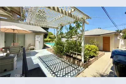 16029 Chatsworth, Granada Hills, CA 91344 - Photo 19