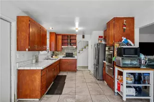 10845 Arbuckle Ave, Mission Hills (San Fernando), CA 91345 - Photo 21