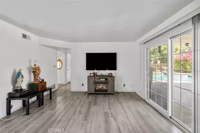 10845 Arbuckle Avenue, Mission Hills (San Fernando), CA 91345 - Photo 25