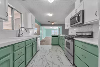 9400 Kemper Road, Mojave, CA 93501 - Photo 9